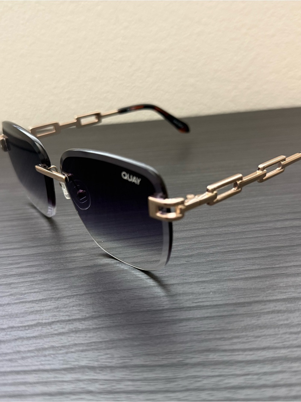 Quay Rimless Gradient Lens Sunglasses in Black and Gold - Picture 6 of 6